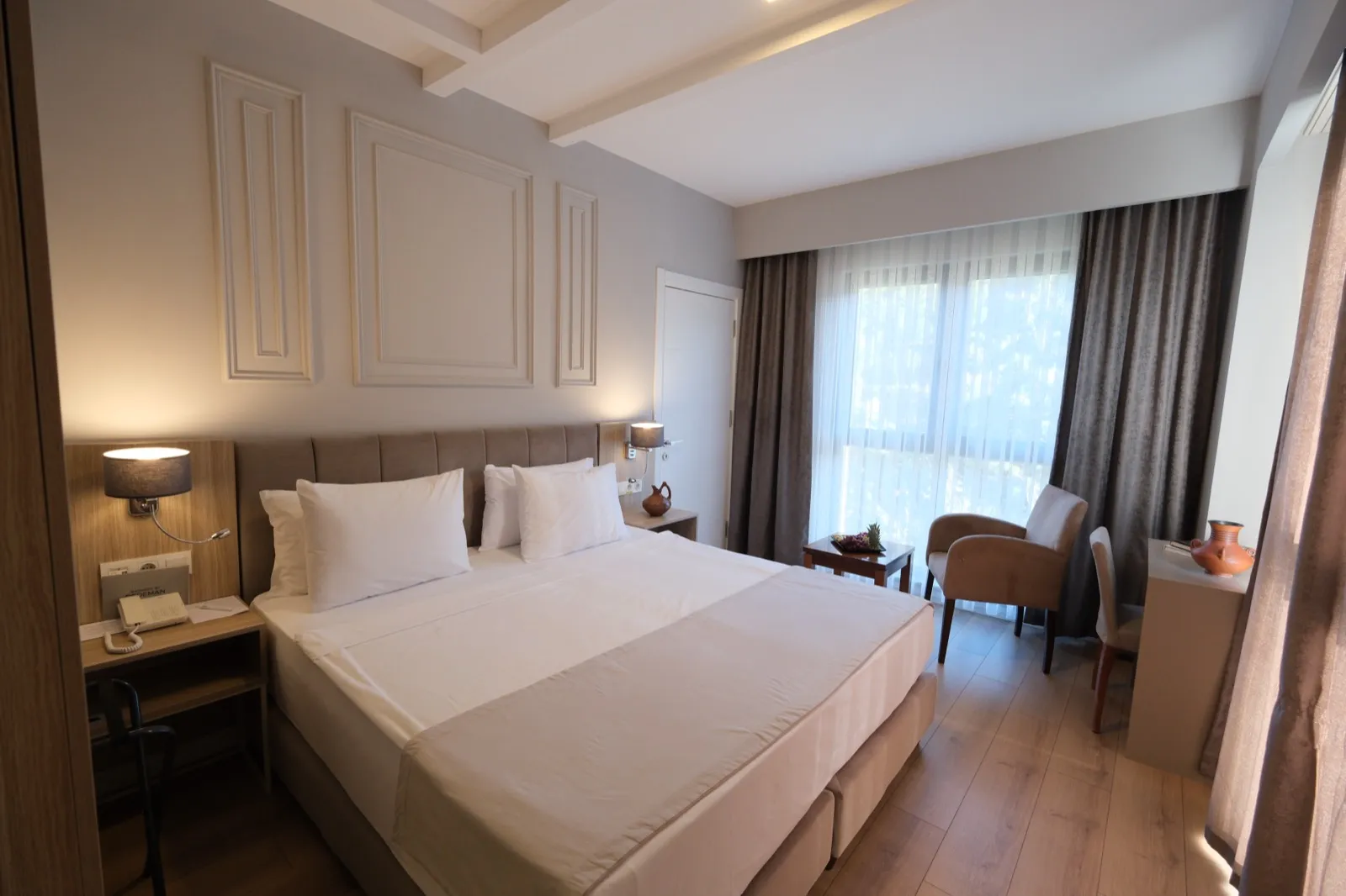 Remida Otel — Superior French Side / Kısmi Boğaz Manzaralı King Oda
